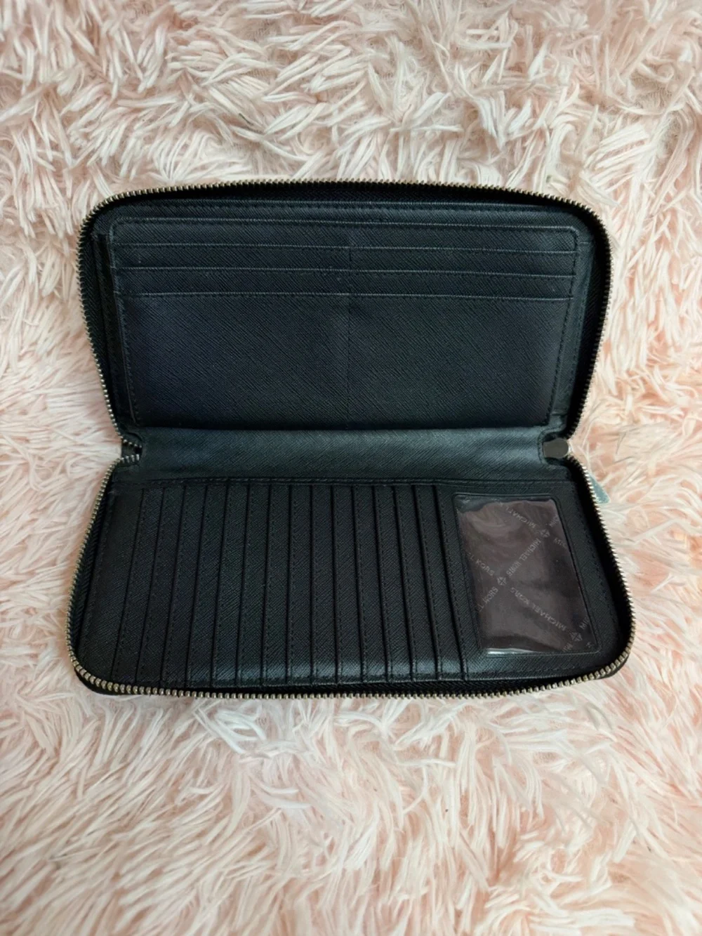 Micheal Kors Large Wallet